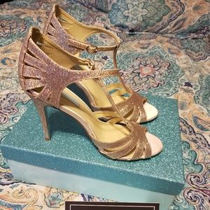 Betsey Johnson blue size 81/2